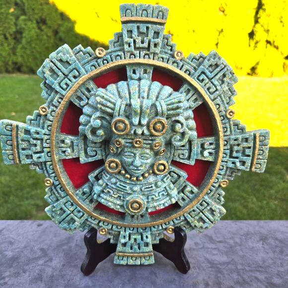 Vintage Mayan Aztec Calendar Clock Wall Plaque Green Red Felt - Picture 1 of 14